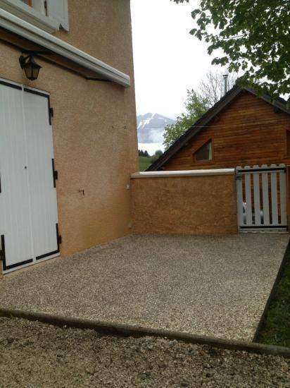 Revêtement béton pour sol extérieur Saint-Quentin-sur-Isère